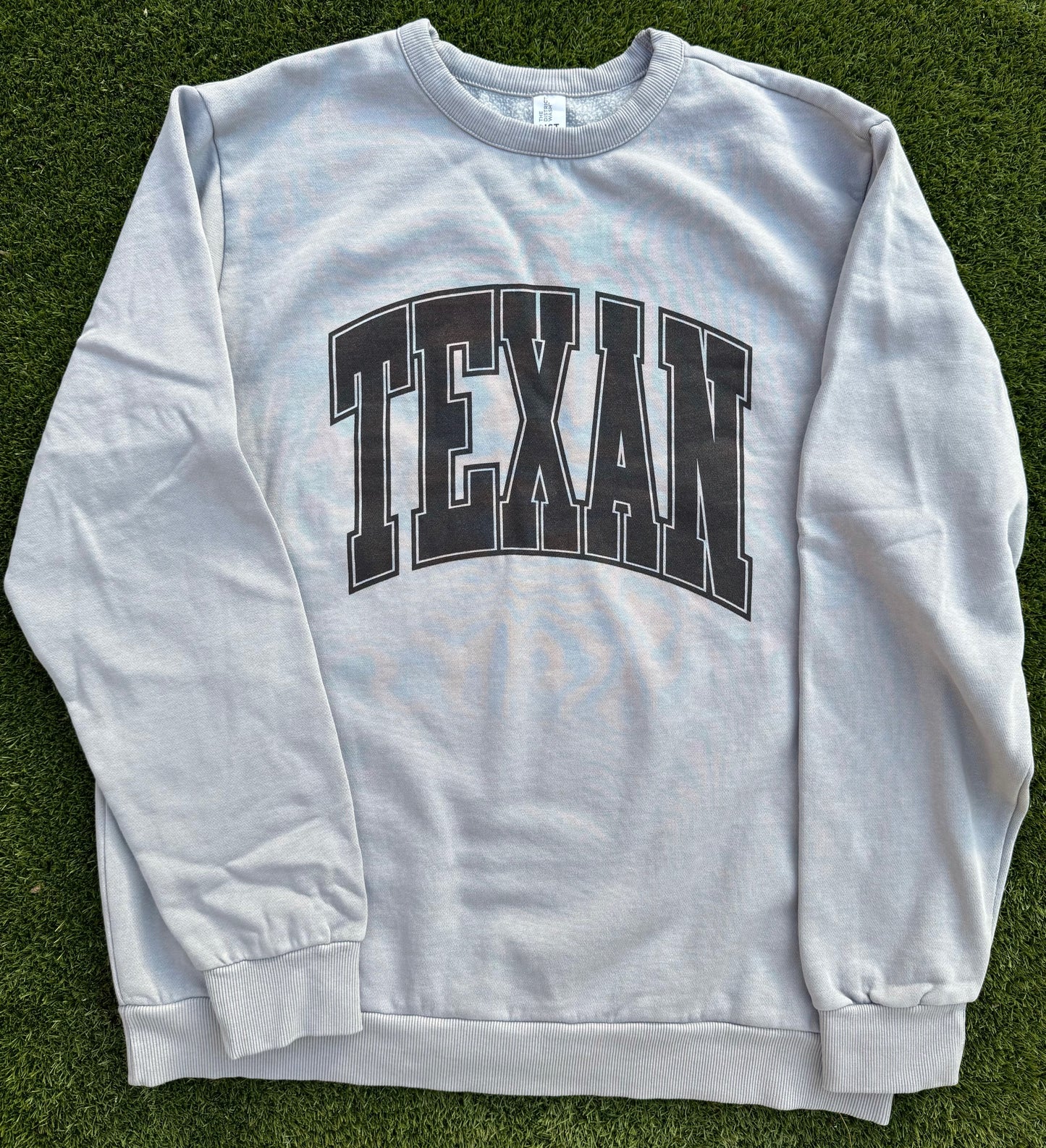 TEXAN Sweatshirt - BLACK | AVAILABLE WHILE INVENTORY LASTS