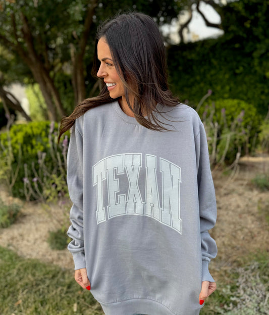 TEXAN Sweatshirt - OFF-WHITE | AVAILABLE WHILE INVENTORY LASTS