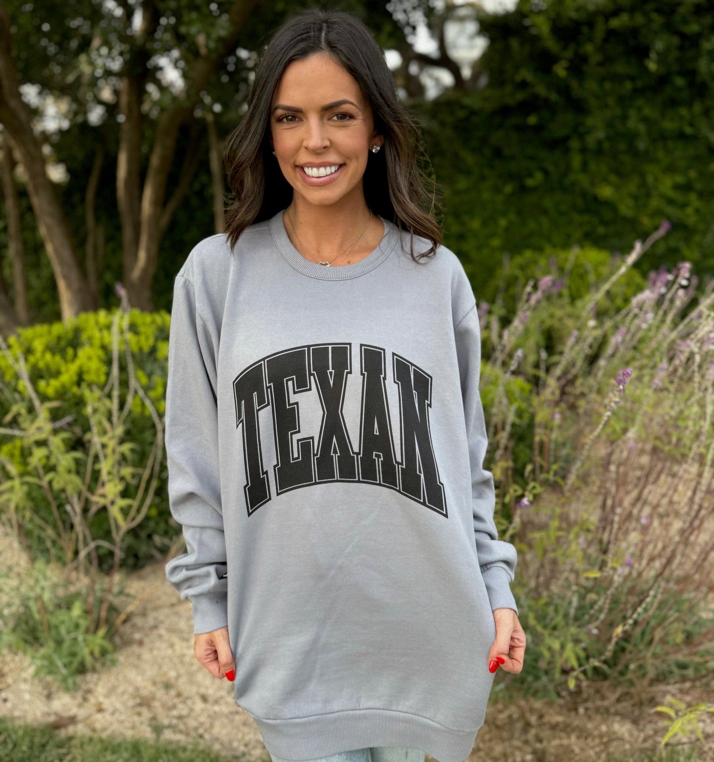 TEXAN Sweatshirt - BLACK | AVAILABLE WHILE INVENTORY LASTS