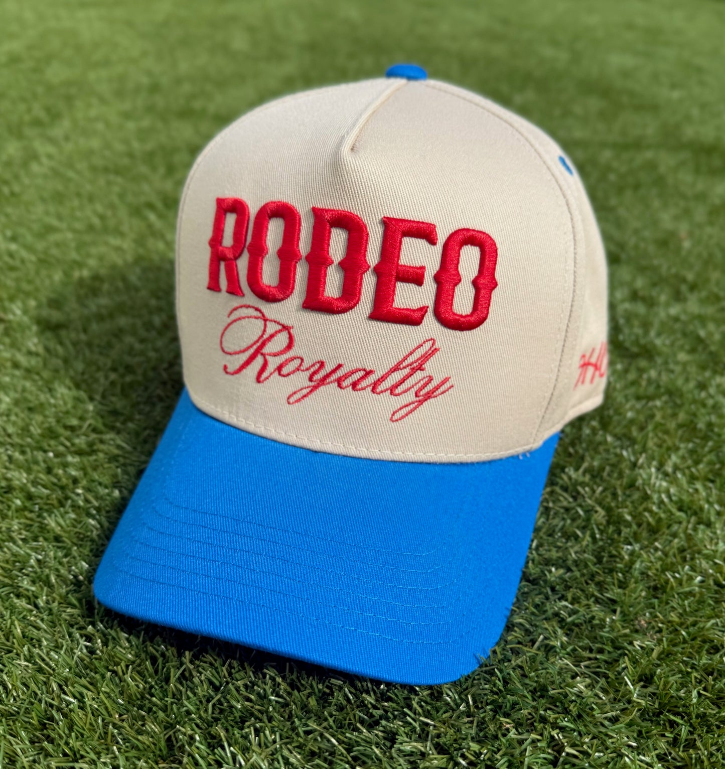 RODEO Royalty - Rodeo Collection | Off-White & Royal with Red | Pre-curved Snapback