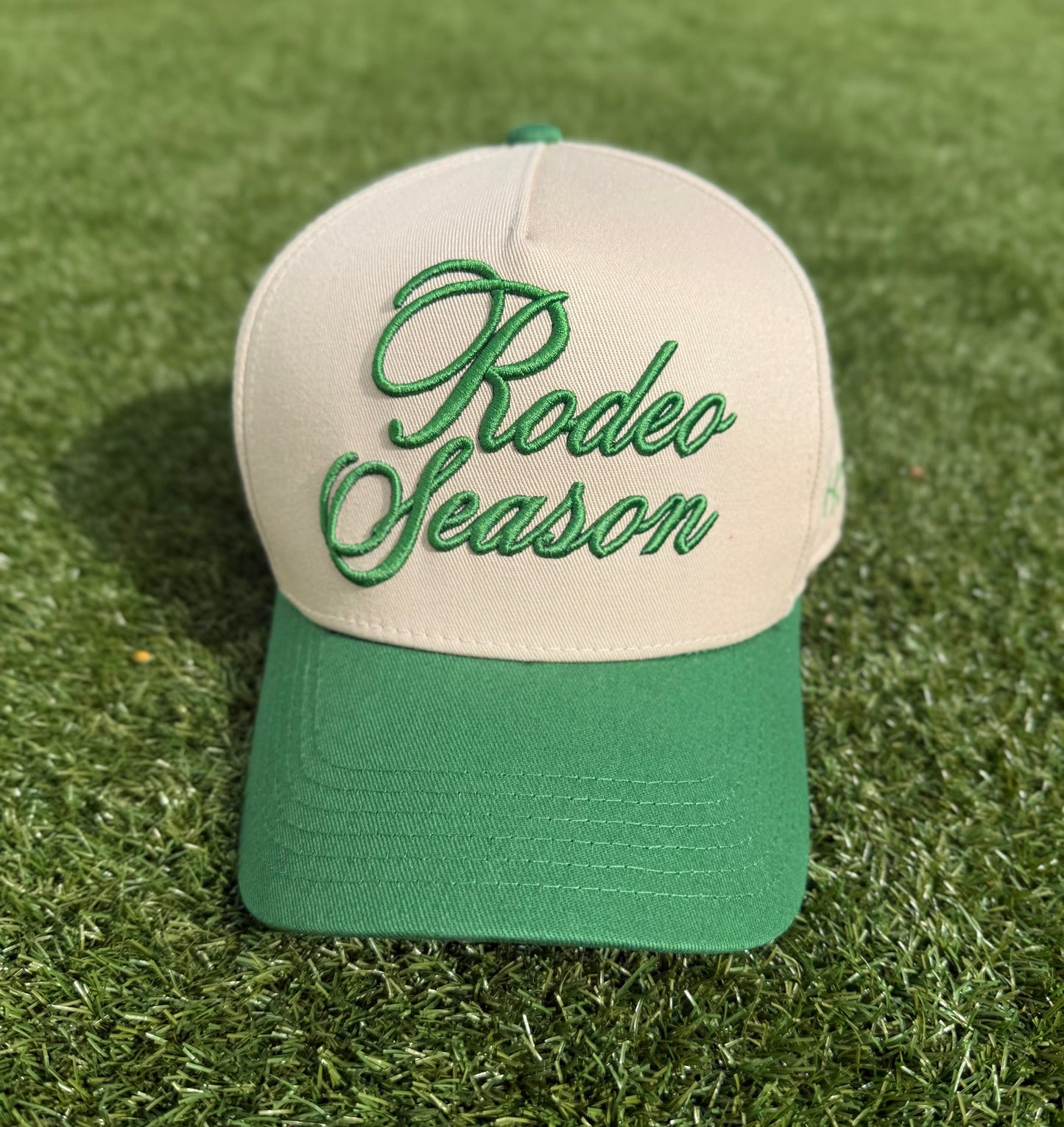 Rodeo Season - Rodeo Collection | Off-White & Green | Pre-curved Snapback